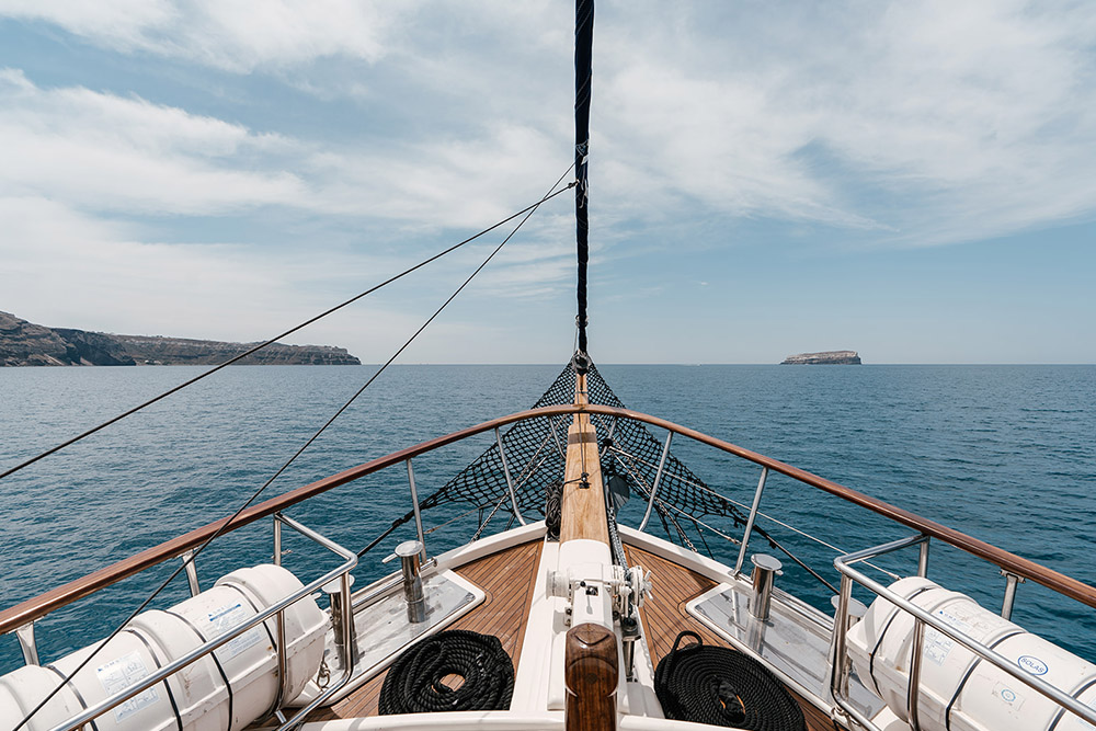 waterblue-yachting-3-hour-private-adonis-img01